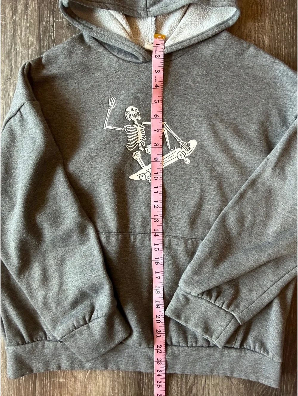 SHEIN Teen Gray Skeleton Skateboard Graphic Hoodie Size 14Y